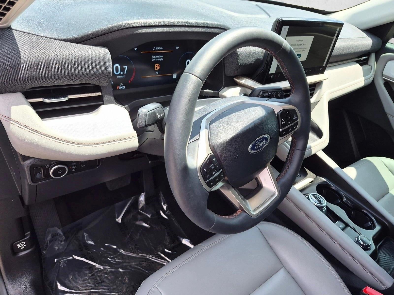 2025 Ford Explorer Active RWD