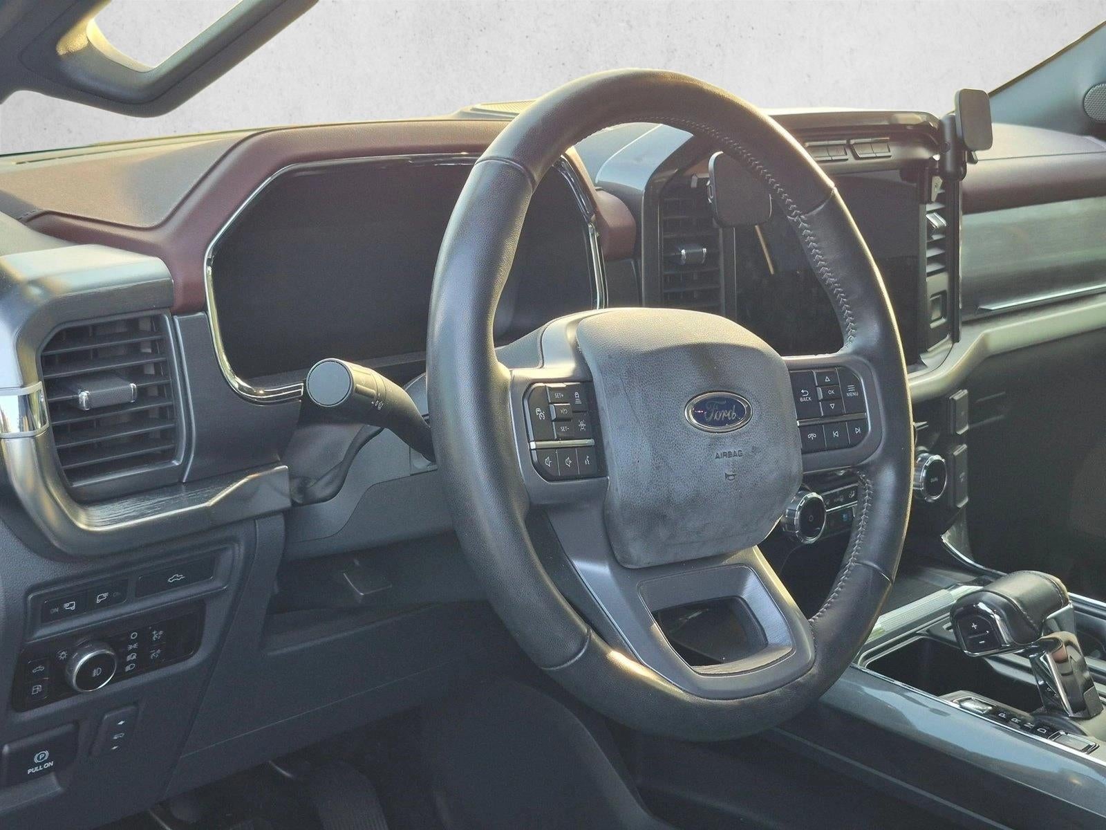 2023 Ford F-150 LARIAT 4WD SuperCrew 5.5' Box