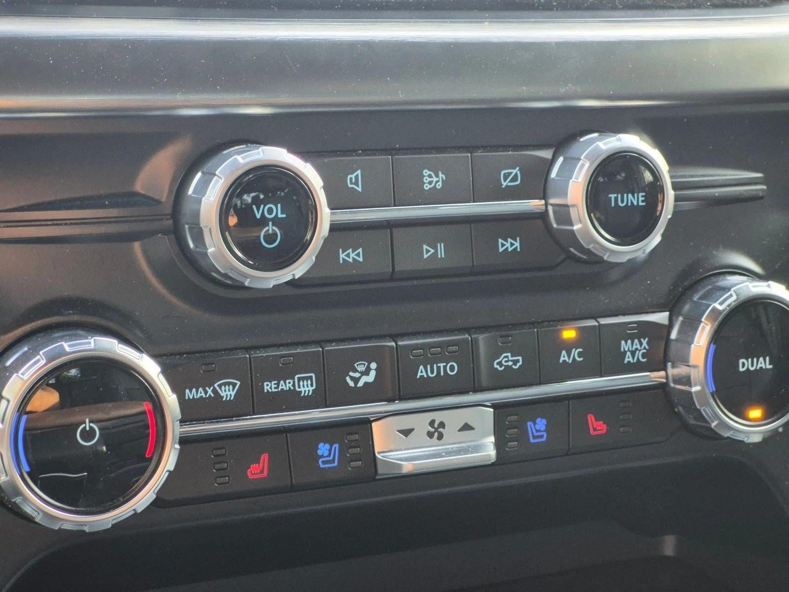 2023 Ford F-150 LARIAT 4WD SuperCrew 5.5' Box