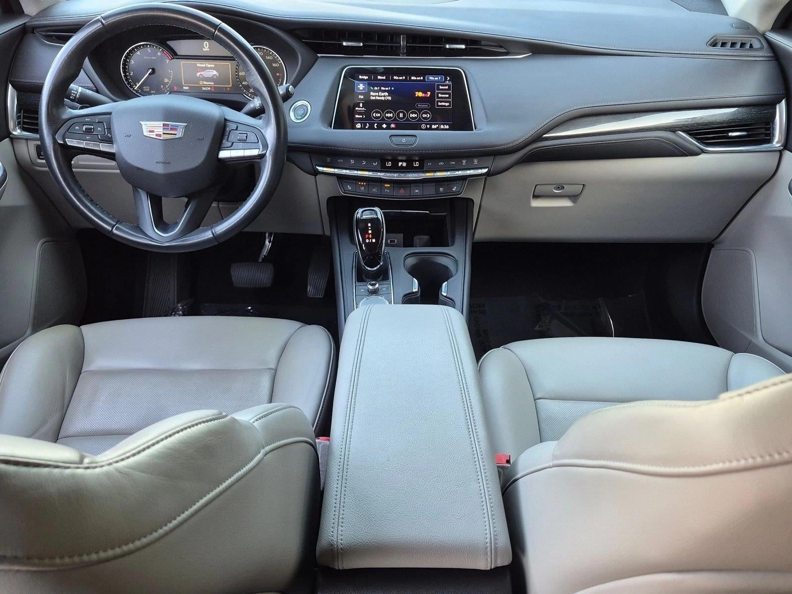 2022 Cadillac XT4 FWD 4dr Premium Luxury