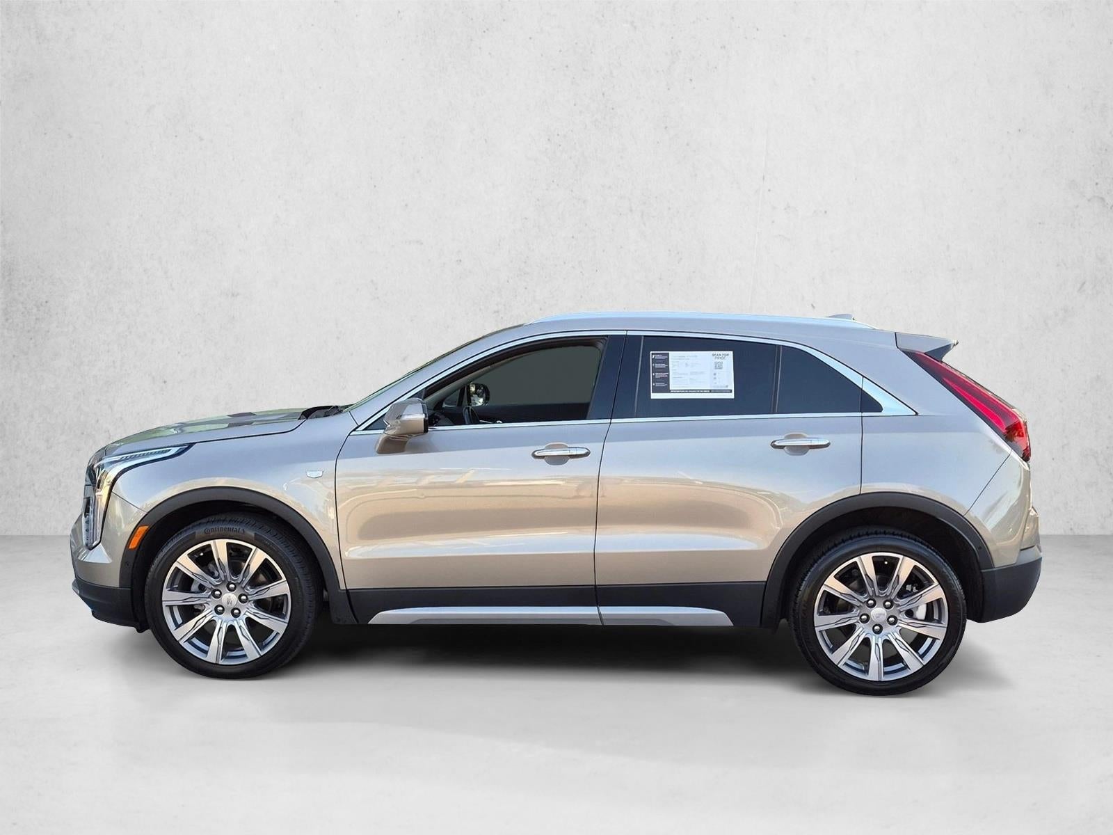 2022 Cadillac XT4 FWD 4dr Premium Luxury