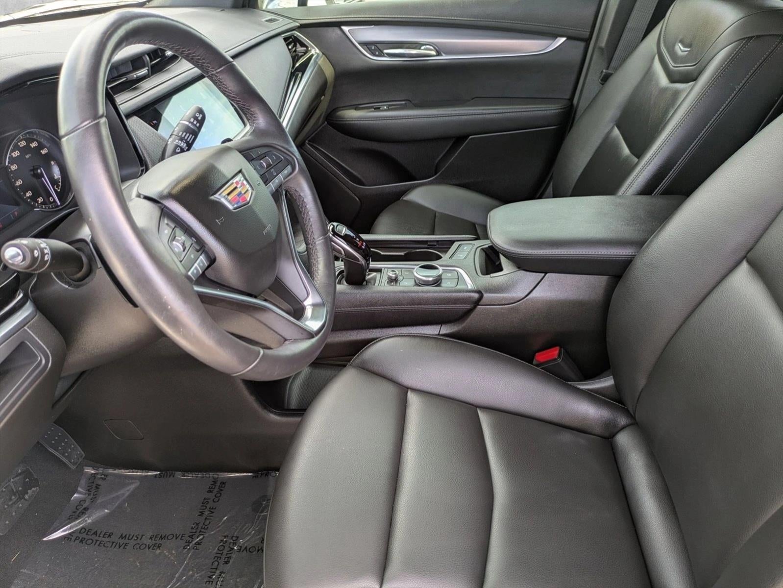 2025 Cadillac XT6 FWD 4dr Luxury
