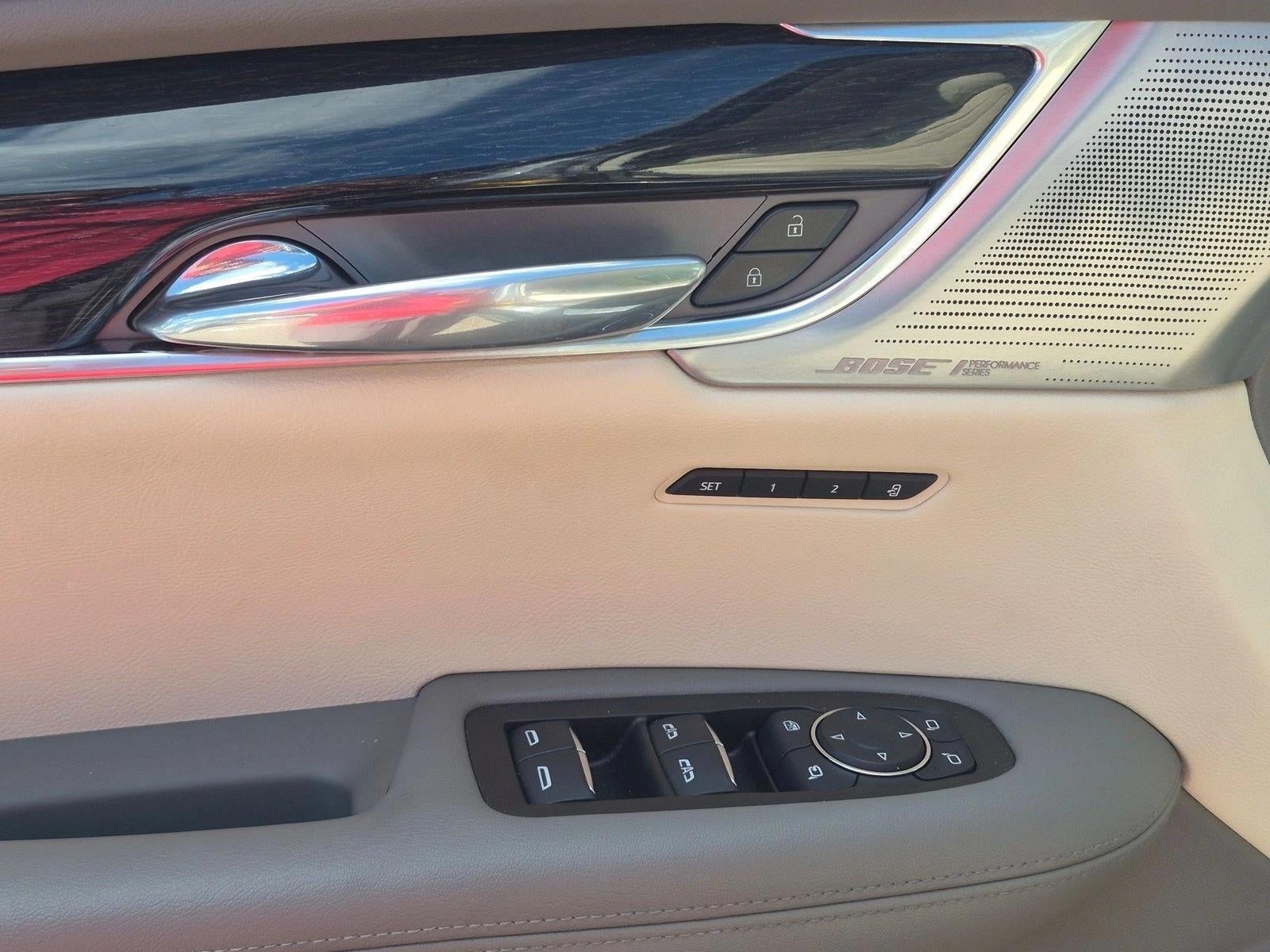 2023 Cadillac XT6 FWD 4dr Premium Luxury