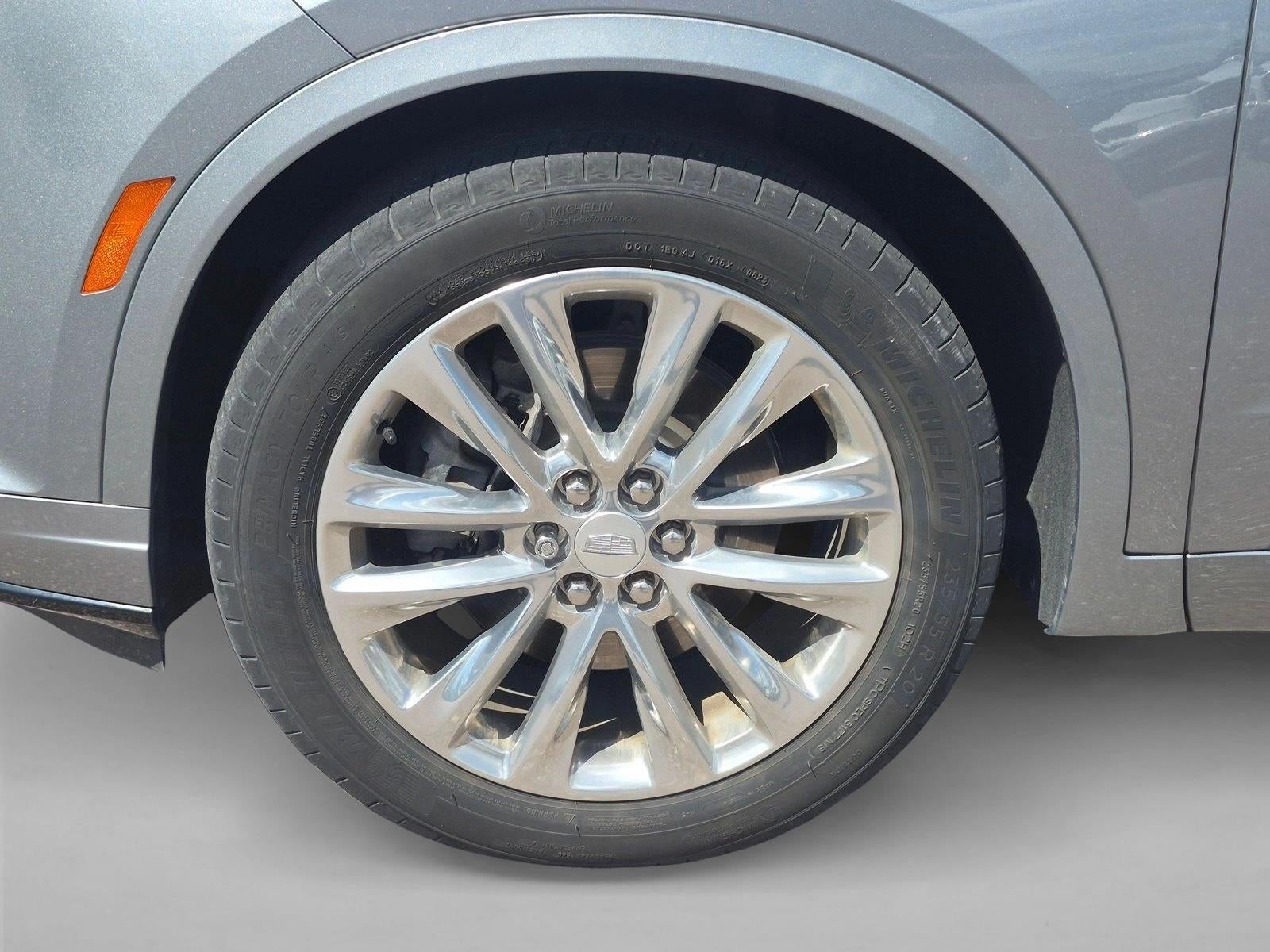 2023 Cadillac XT6 FWD 4dr Premium Luxury