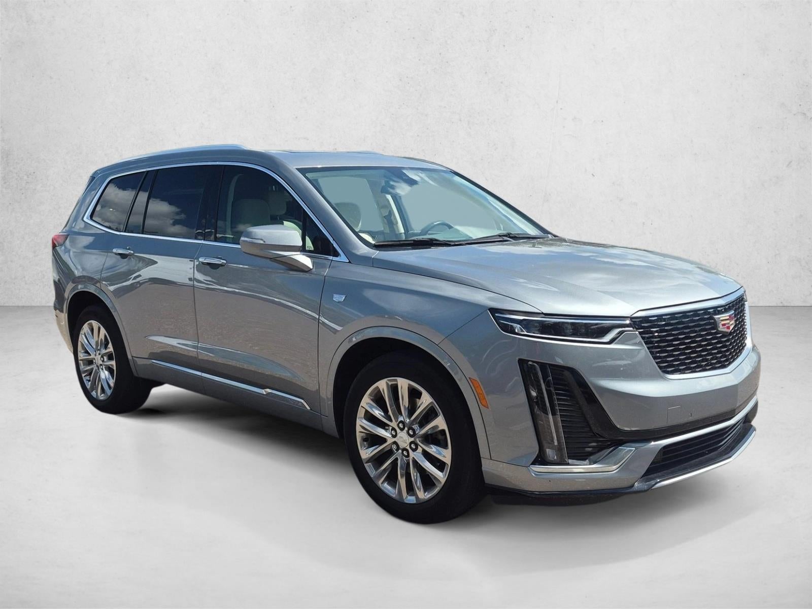 2023 Cadillac XT6 FWD 4dr Premium Luxury