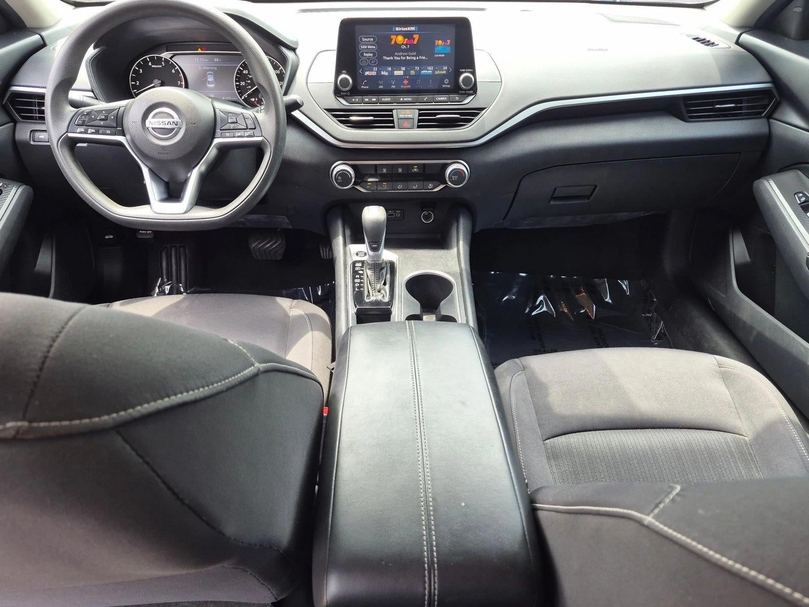 2022 Nissan Altima 2.5 SV Sedan