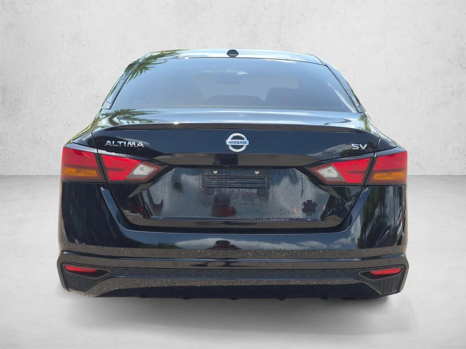 2022 Nissan Altima 2.5 SV Sedan