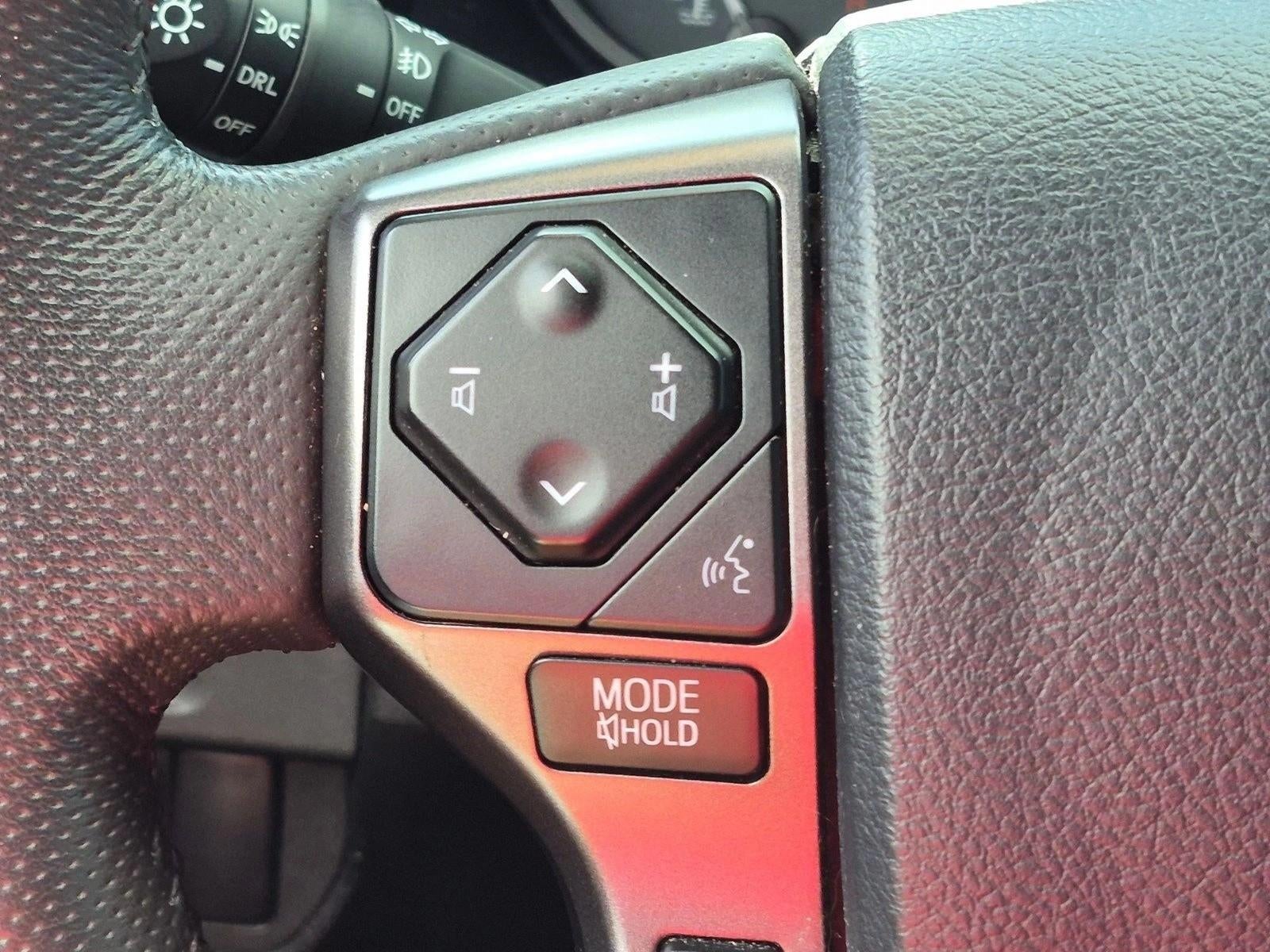 2019 Toyota Tacoma 4WD 4WD TRD Off Road Double Cab 5' Bed V6 AT (Natl)