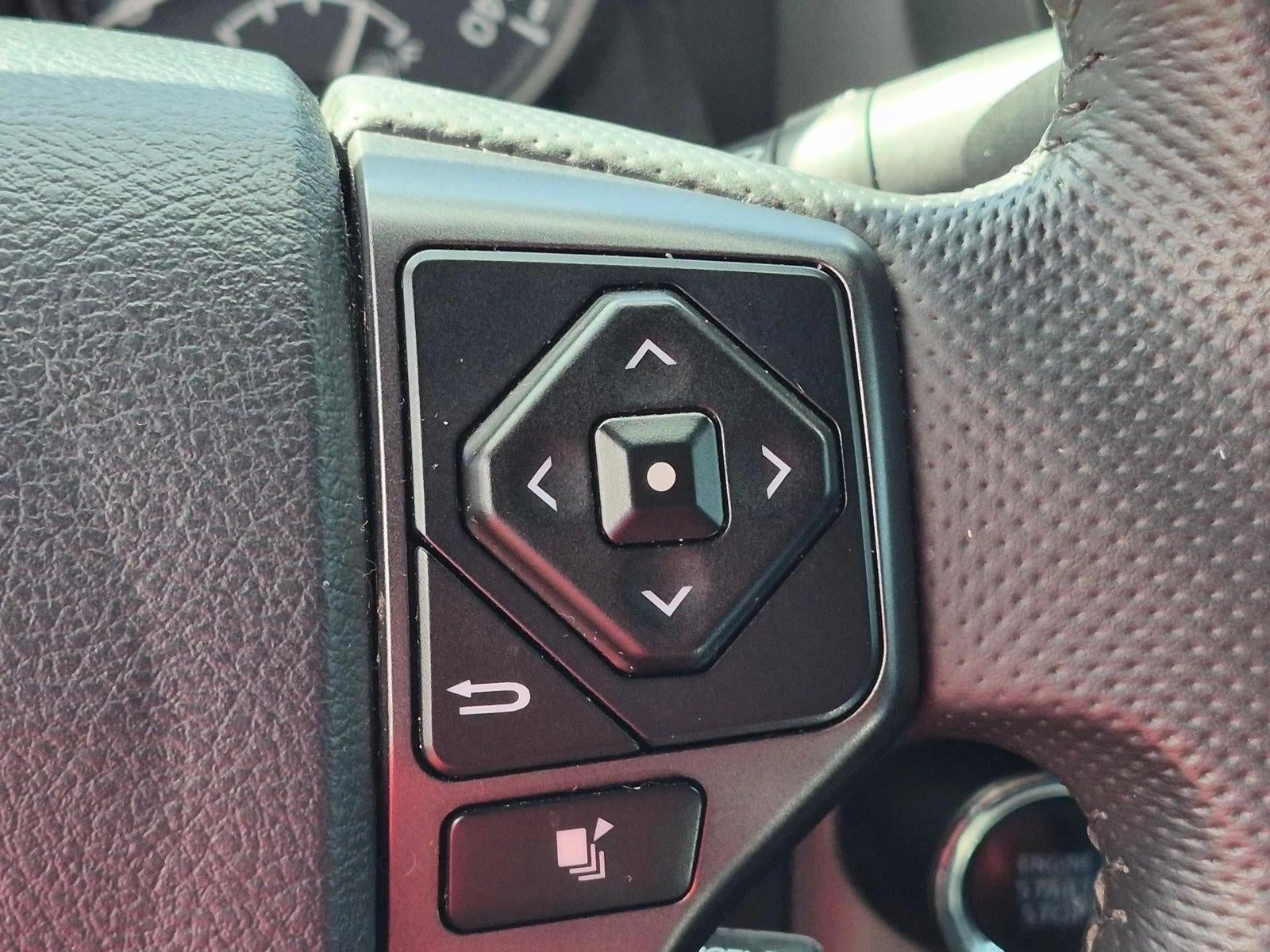 2019 Toyota Tacoma 4WD 4WD TRD Off Road Double Cab 5' Bed V6 AT (Natl)