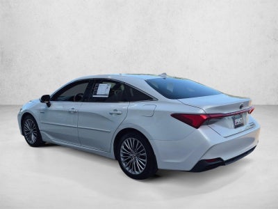 2019 Toyota Avalon Hybrid Limited (Natl)