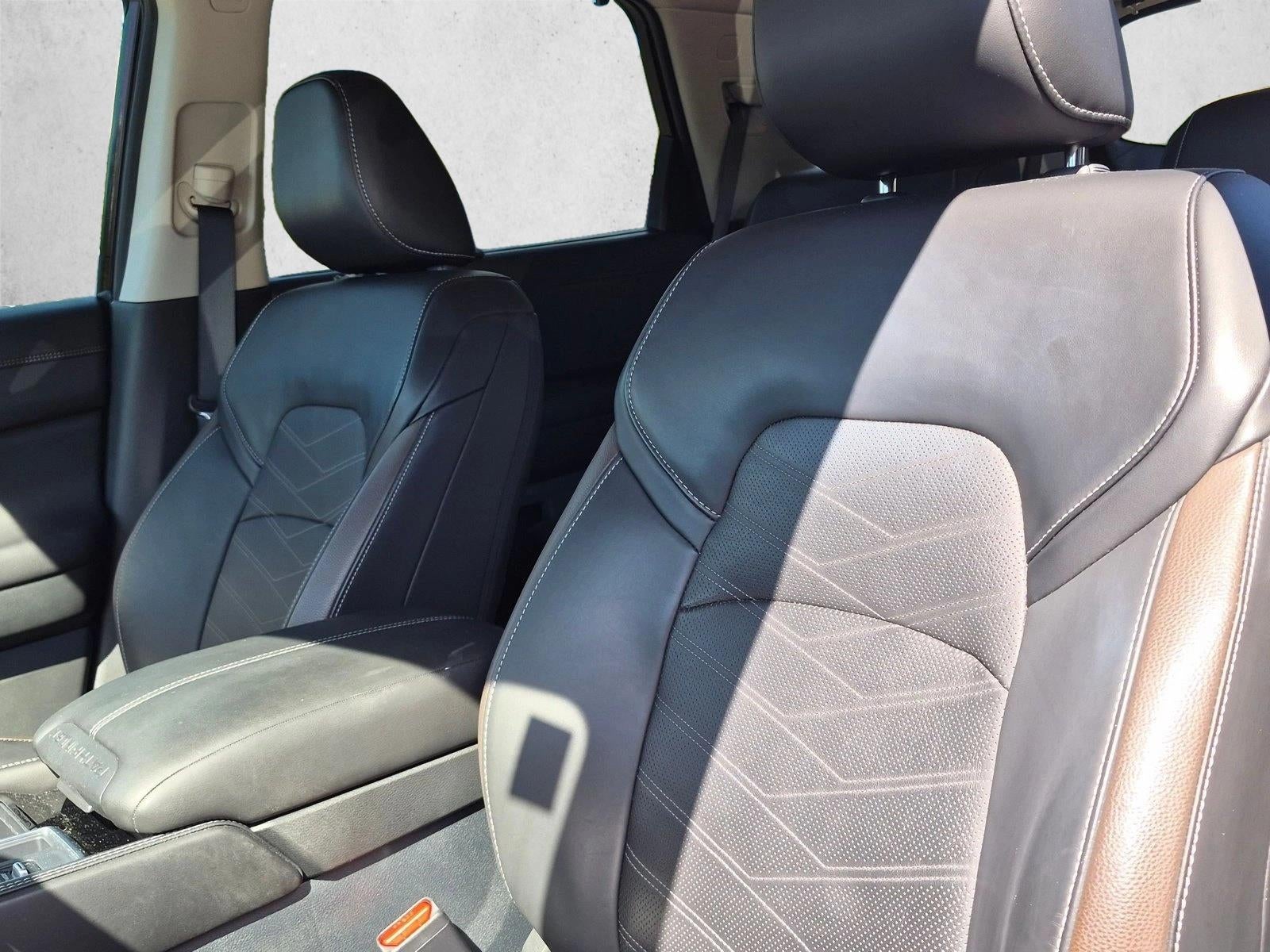 2024 Nissan Pathfinder Platinum 2WD