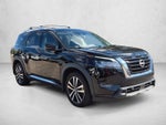 2024 Nissan Pathfinder Platinum 2WD