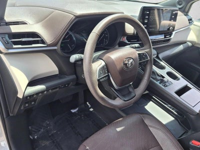 2023 Toyota Sienna Platinum FWD 7-Passenger (Natl)