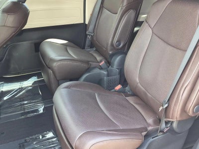 2023 Toyota Sienna Platinum FWD 7-Passenger (Natl)
