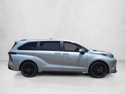 2023 Toyota Sienna Platinum FWD 7-Passenger (Natl)
