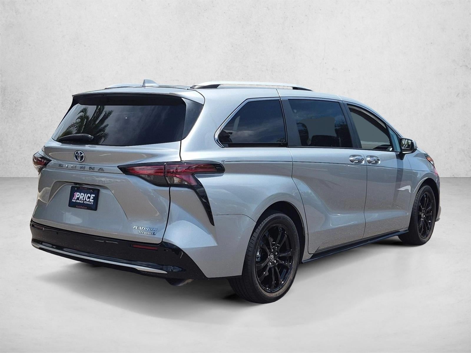2023 Toyota Sienna Platinum FWD 7-Passenger (Natl)