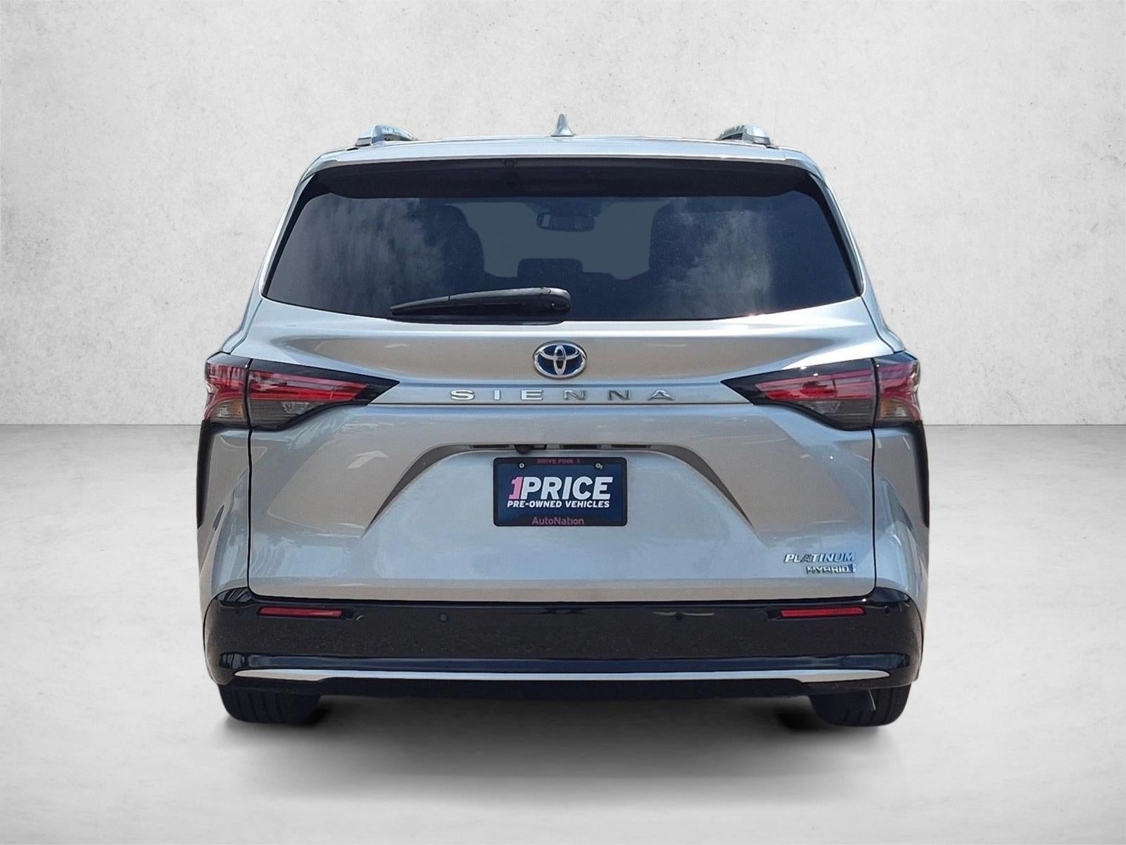 2023 Toyota Sienna Platinum FWD 7-Passenger (Natl)