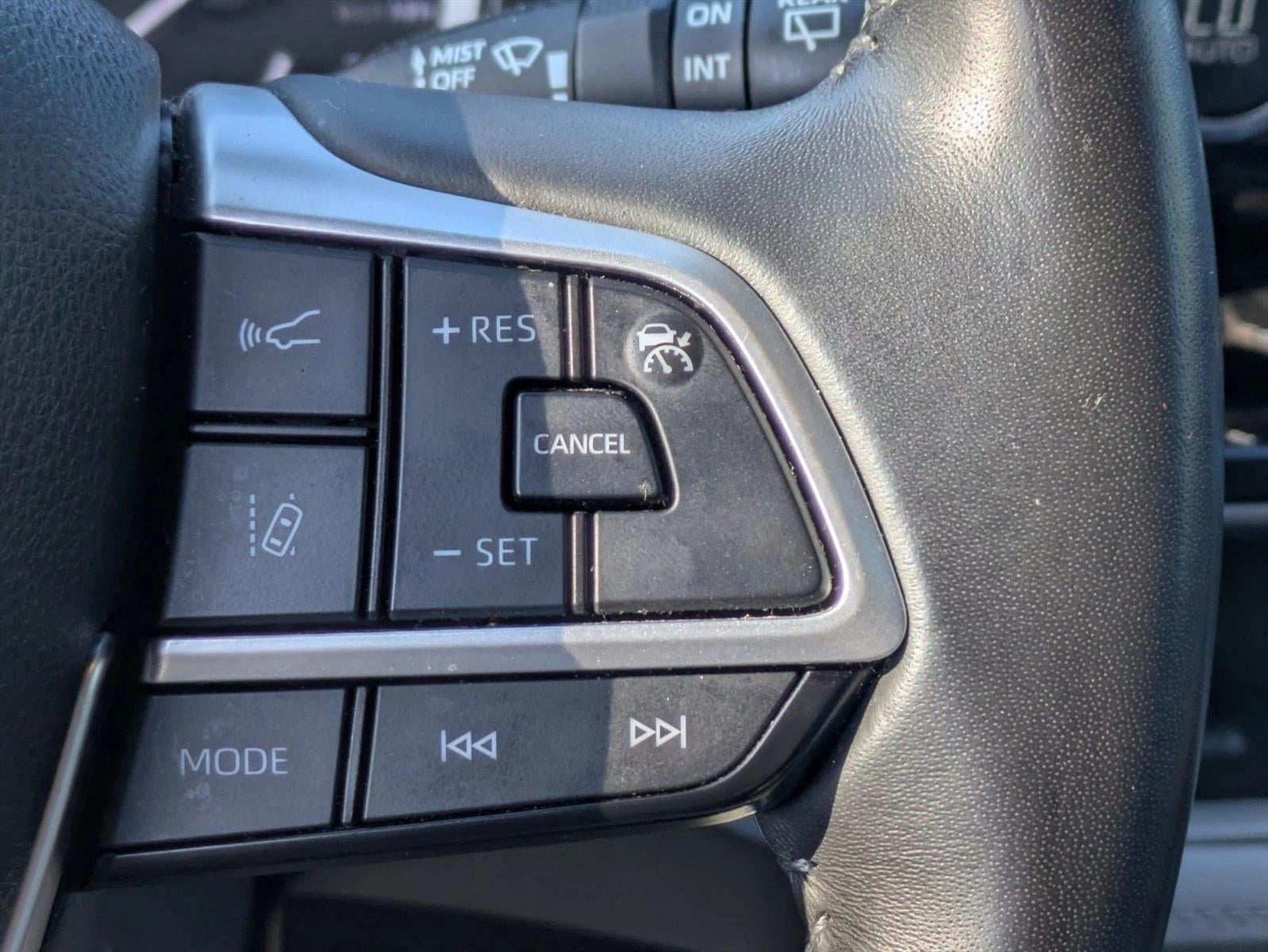 2022 Toyota Highlander XLE AWD (Natl)
