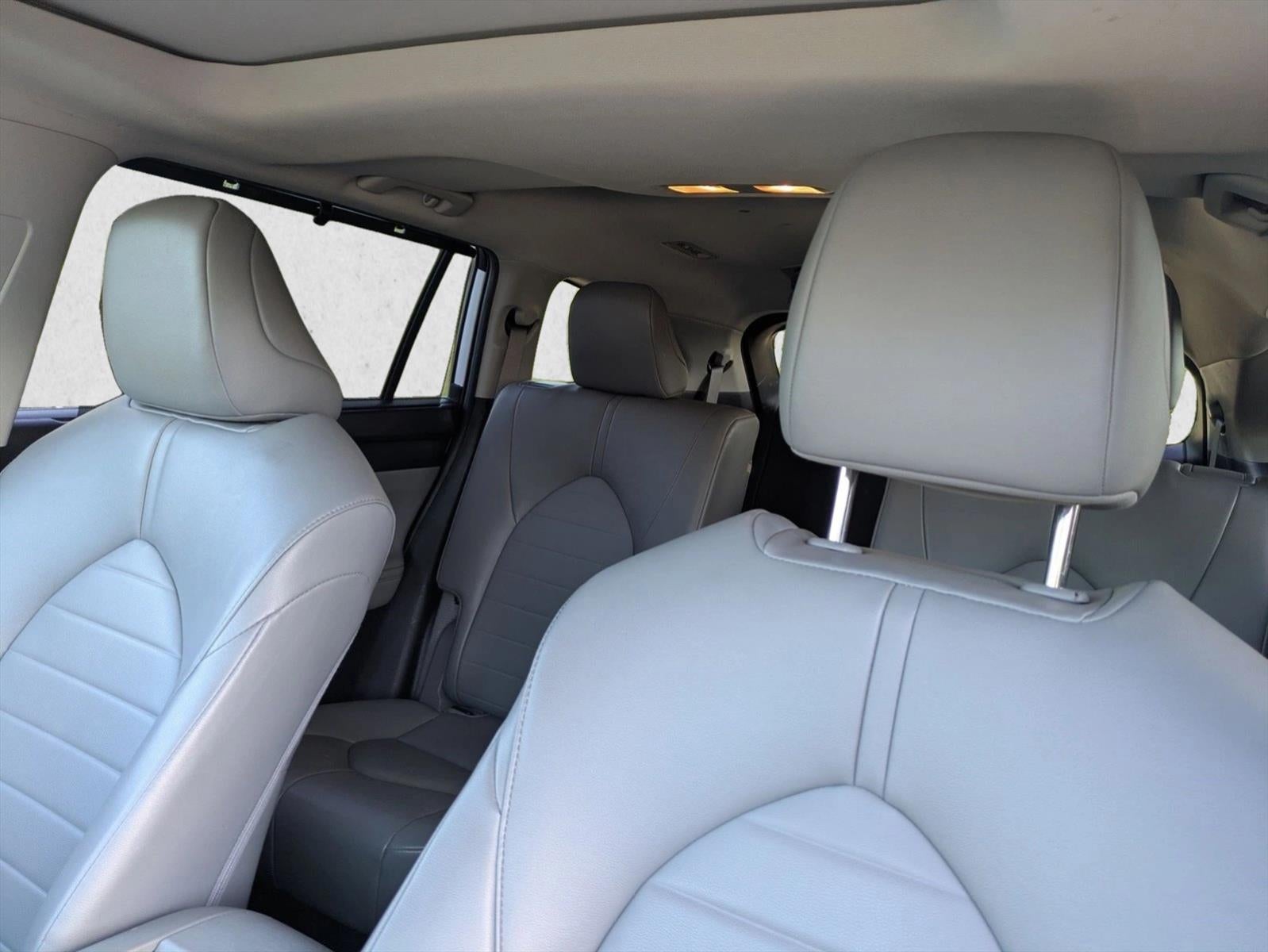 2022 Toyota Highlander XLE AWD (Natl)