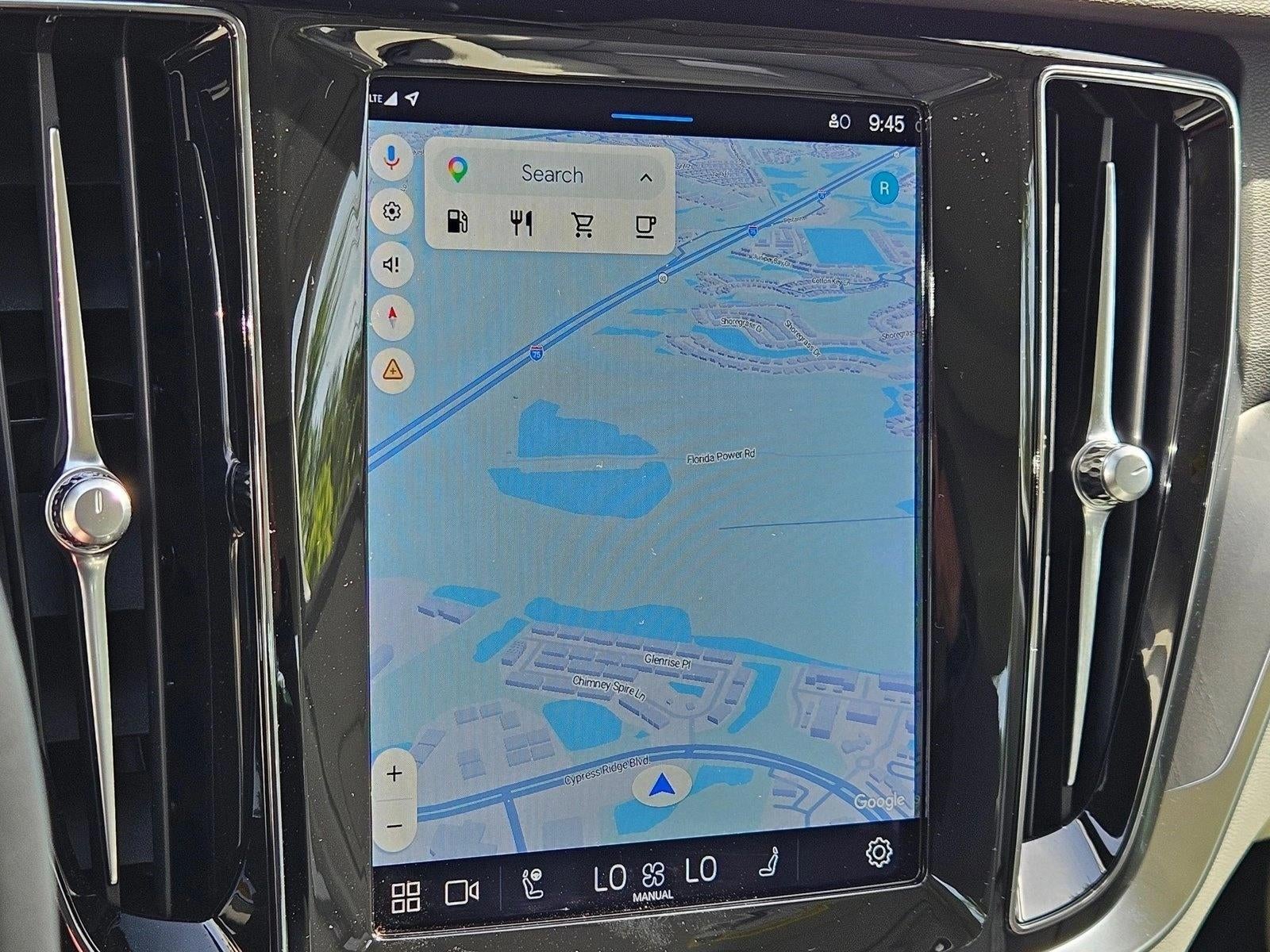 2024 Volvo S60 B5 FWD Plus Dark Theme