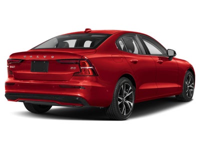 2024 Volvo S60 B5 FWD Plus Dark Theme