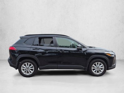 2024 Toyota Corolla Cross LE 2WD (Natl)