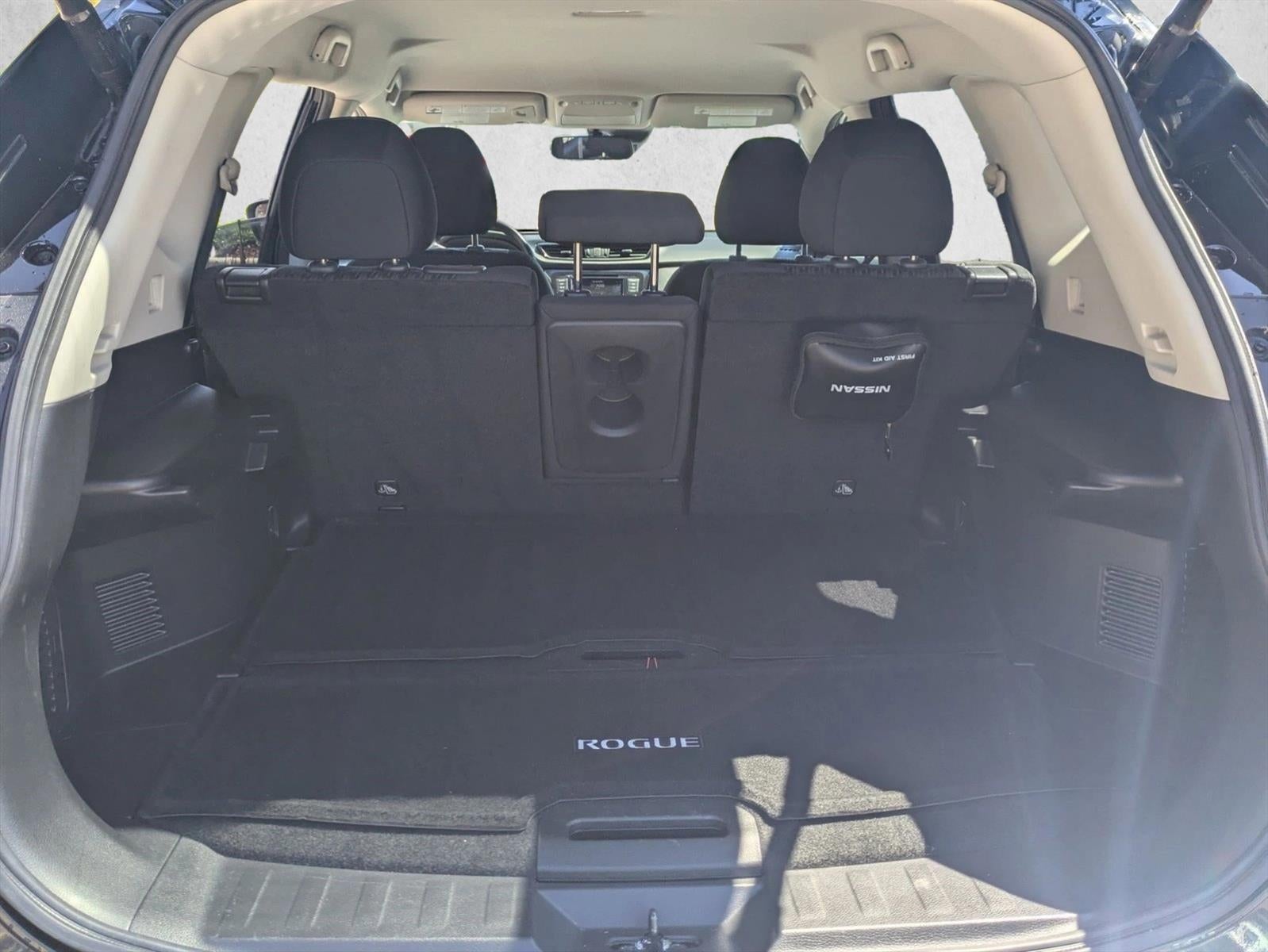 2019 Nissan Rogue FWD SV