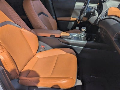 2019 Lexus UX 200 FWD