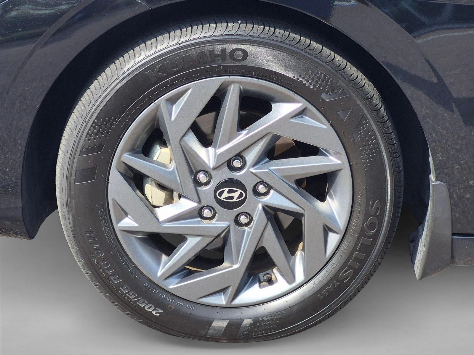 2024 Hyundai ELANTRA SEL IVT