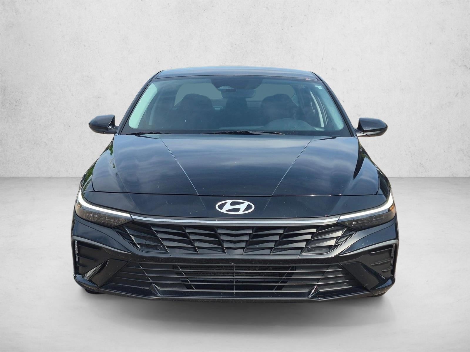 2024 Hyundai ELANTRA SEL IVT