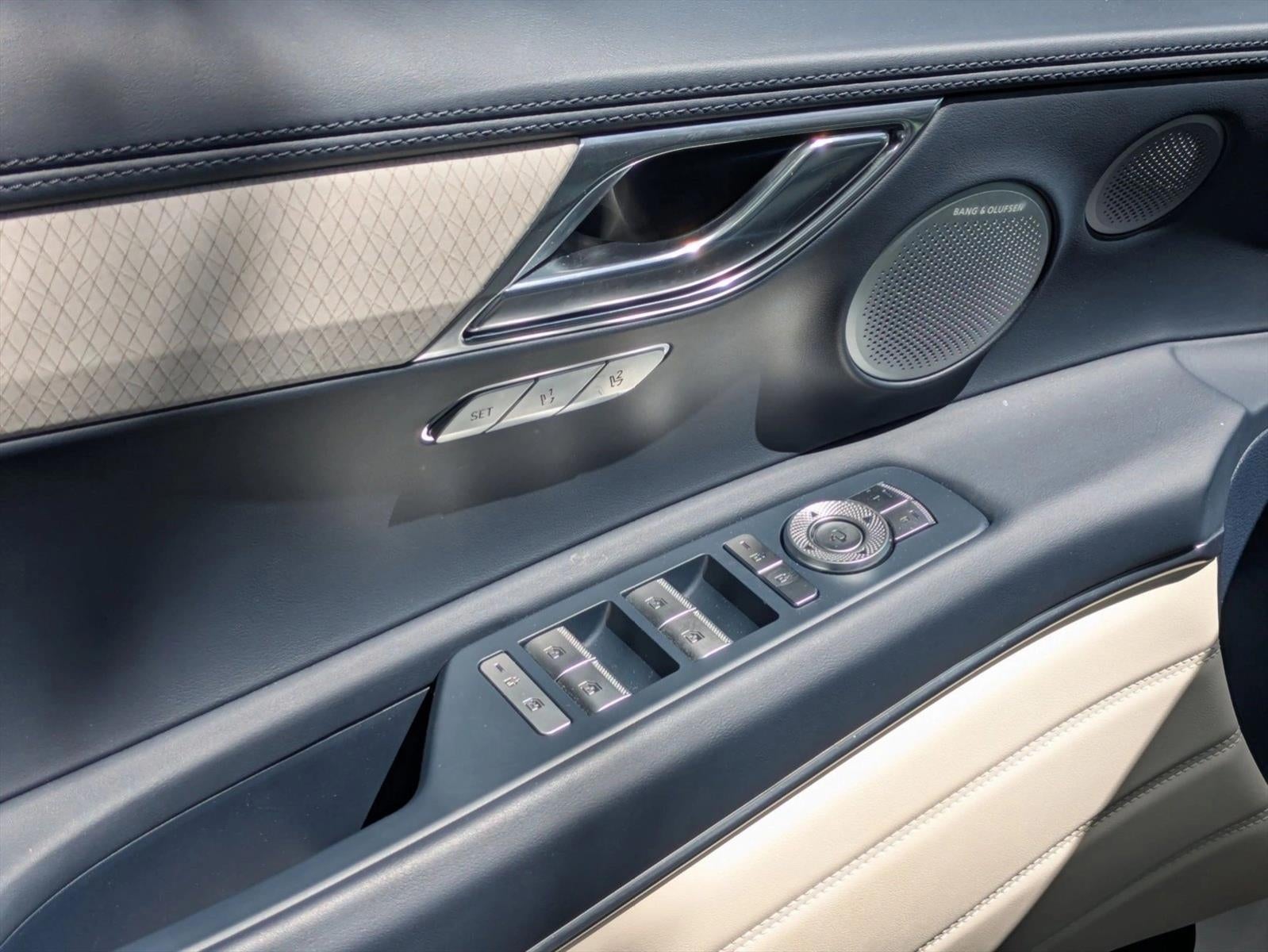 2025 Genesis GV80 3.5T Prestige AWD