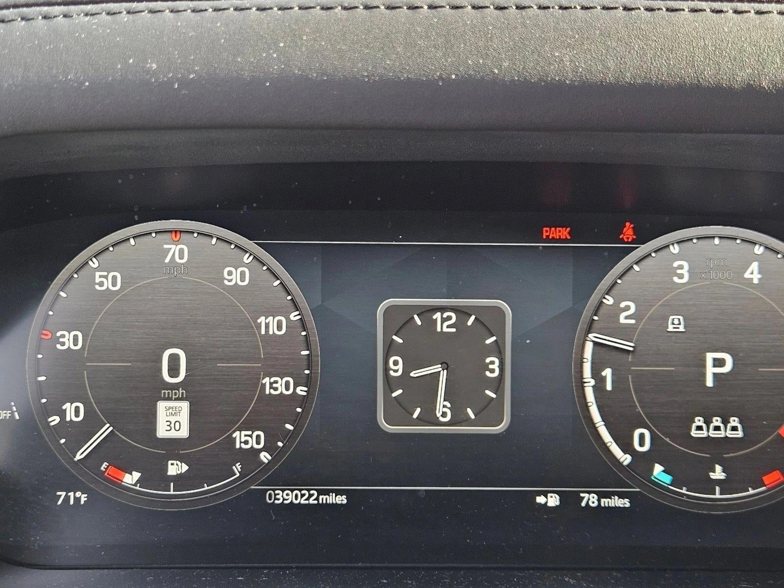 2024 Land Rover Defender 110 P400 X-Dynamic SE
