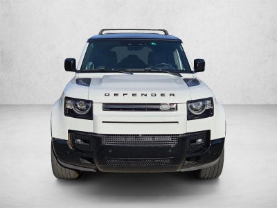 2024 Land Rover Defender 110 P400 X-Dynamic SE