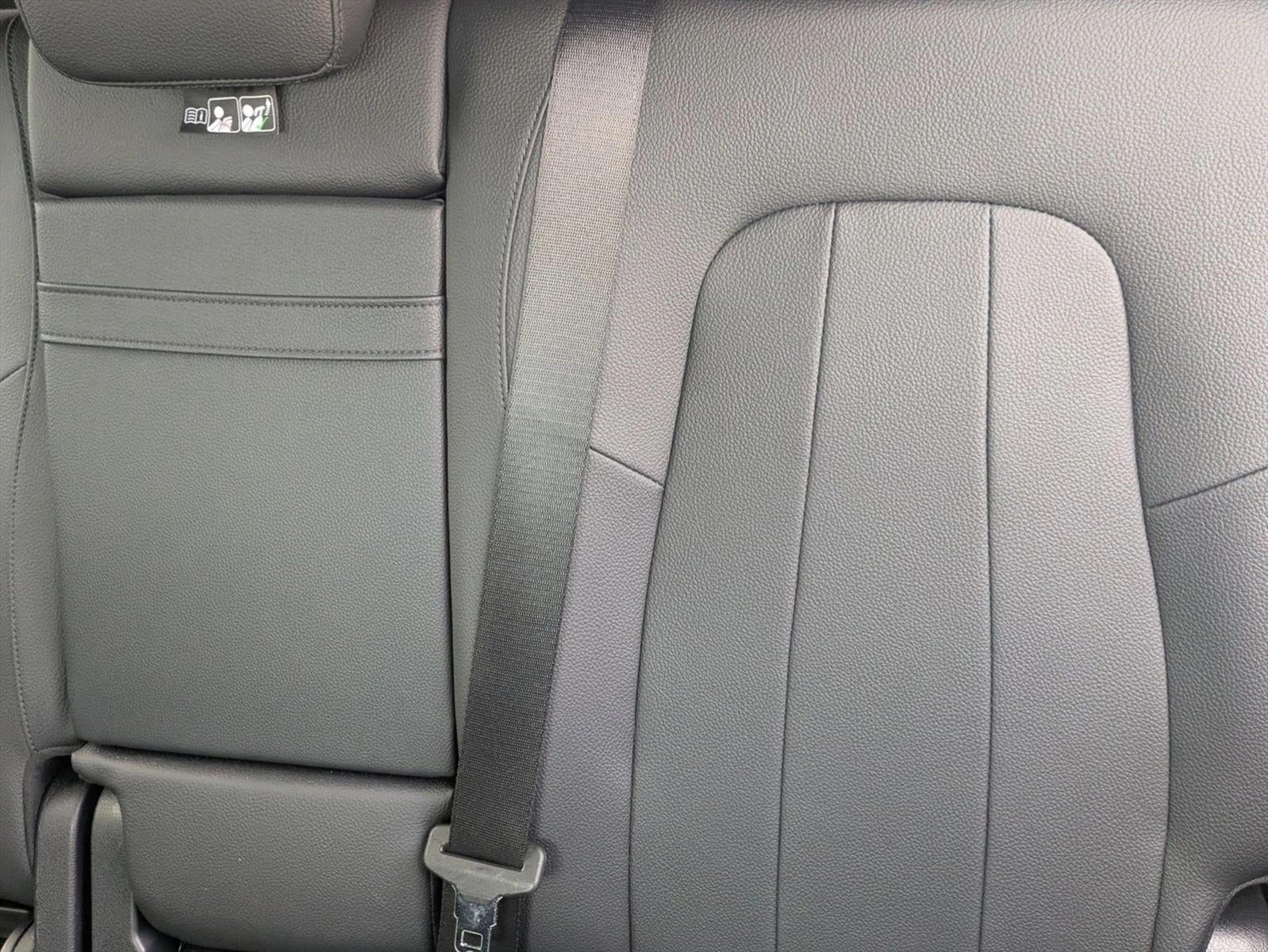 2022 Mercedes-Benz GLB GLB 250 SUV