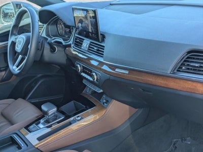 2022 Audi Q5 S line Prestige 45 TFSI quattro