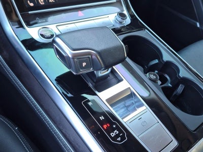 2022 Audi Q8 Prestige 55 TFSI quattro