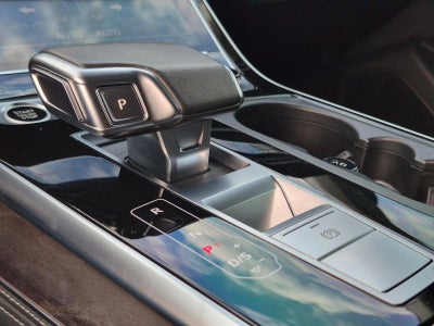 2022 Audi Q8 Prestige 55 TFSI quattro