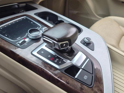 2019 Audi Q7 Premium Plus 45 TFSI quattro