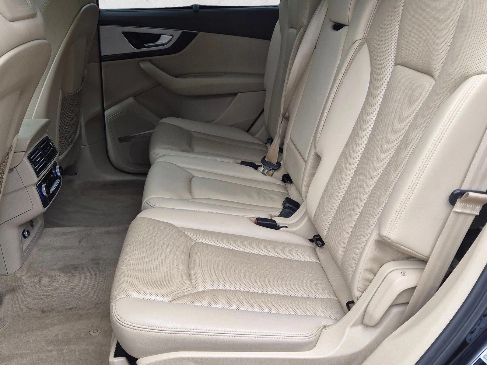2019 Audi Q7 Premium Plus 45 TFSI quattro