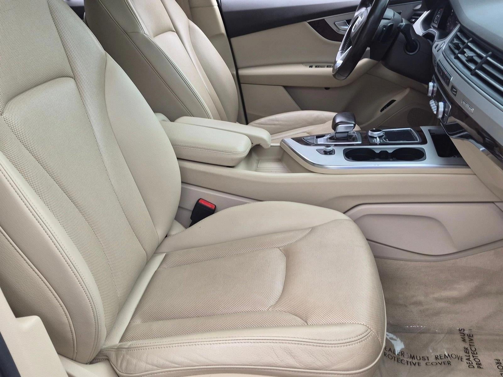 2019 Audi Q7 Premium Plus 45 TFSI quattro