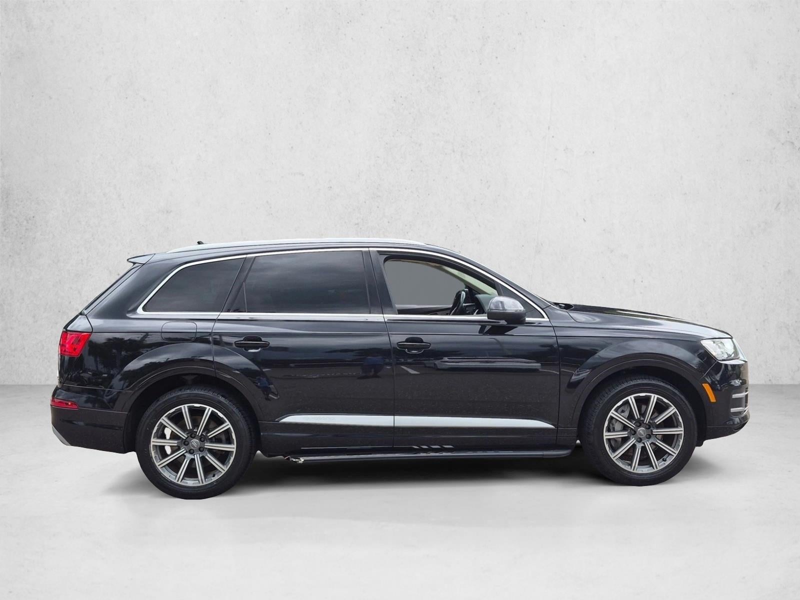 2019 Audi Q7 Premium Plus 45 TFSI quattro