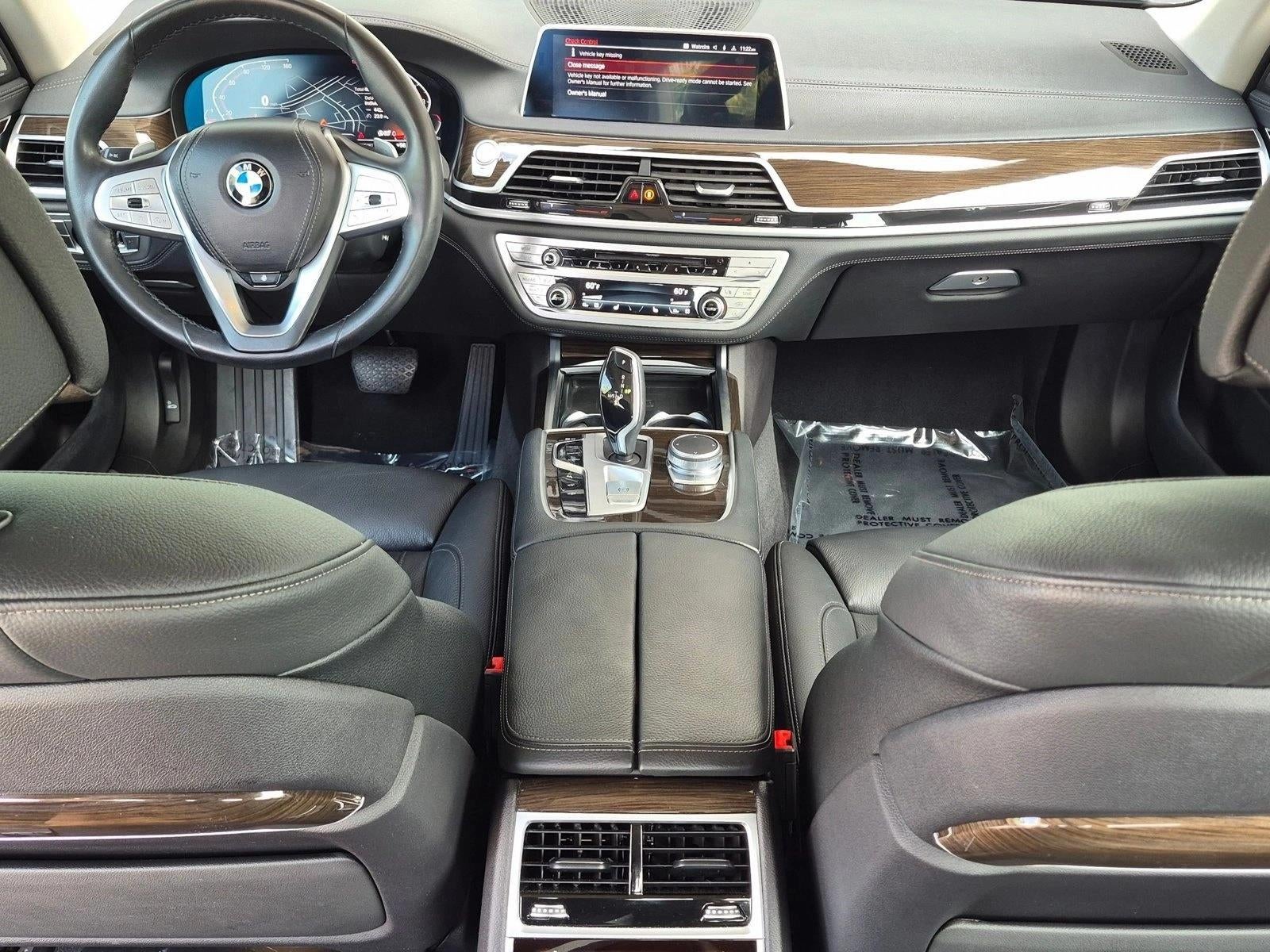 2020 BMW 740i Sedan