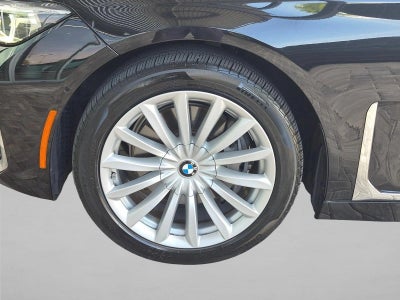 2020 BMW 740i Sedan