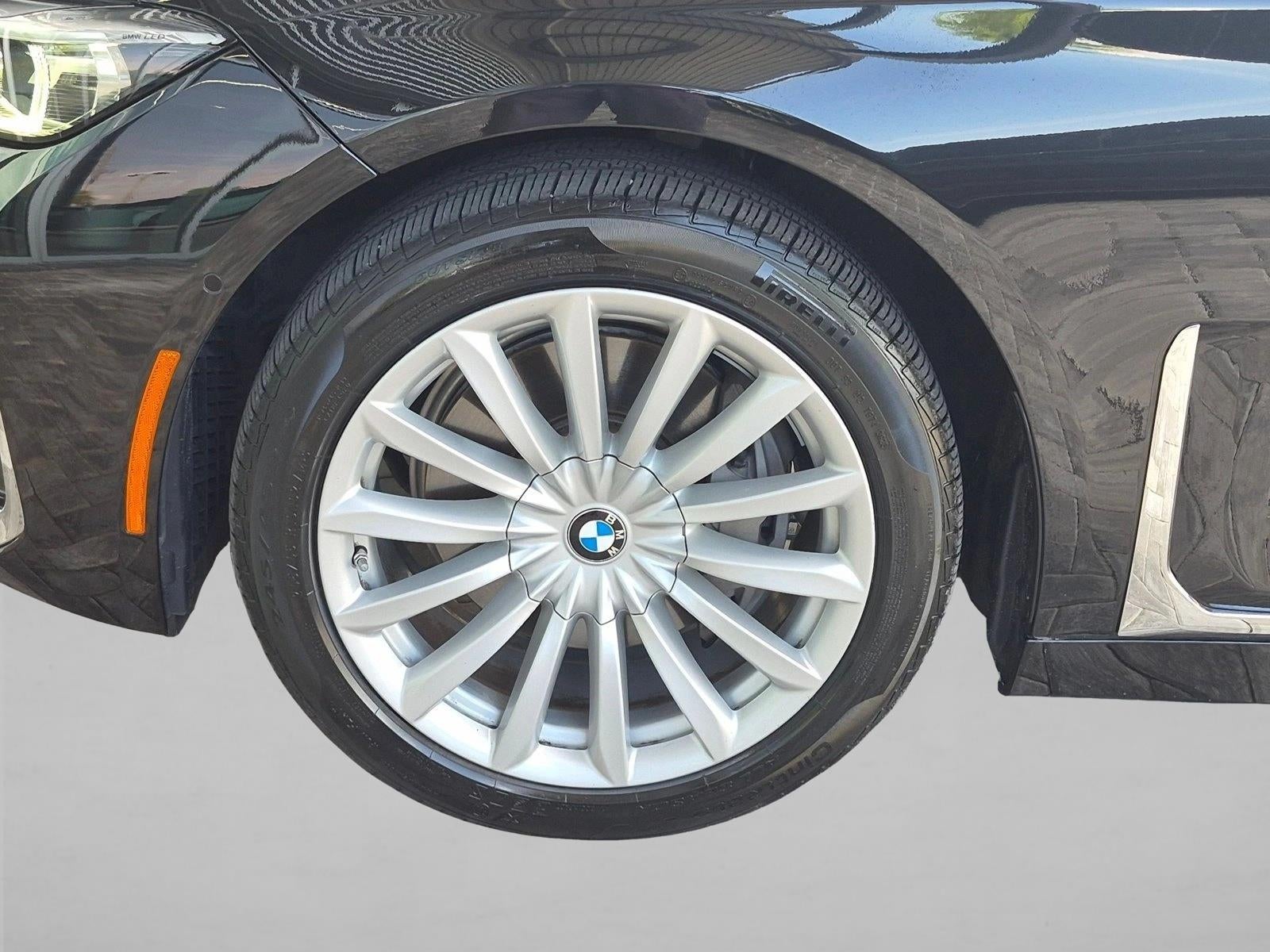 2020 BMW 740i Sedan