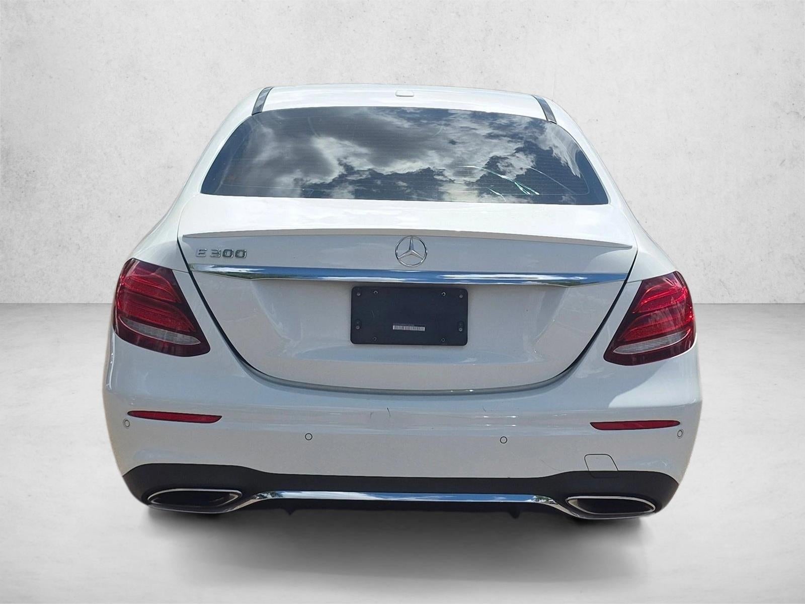 2017 Mercedes-Benz E-Class E 300 Luxury RWD Sedan