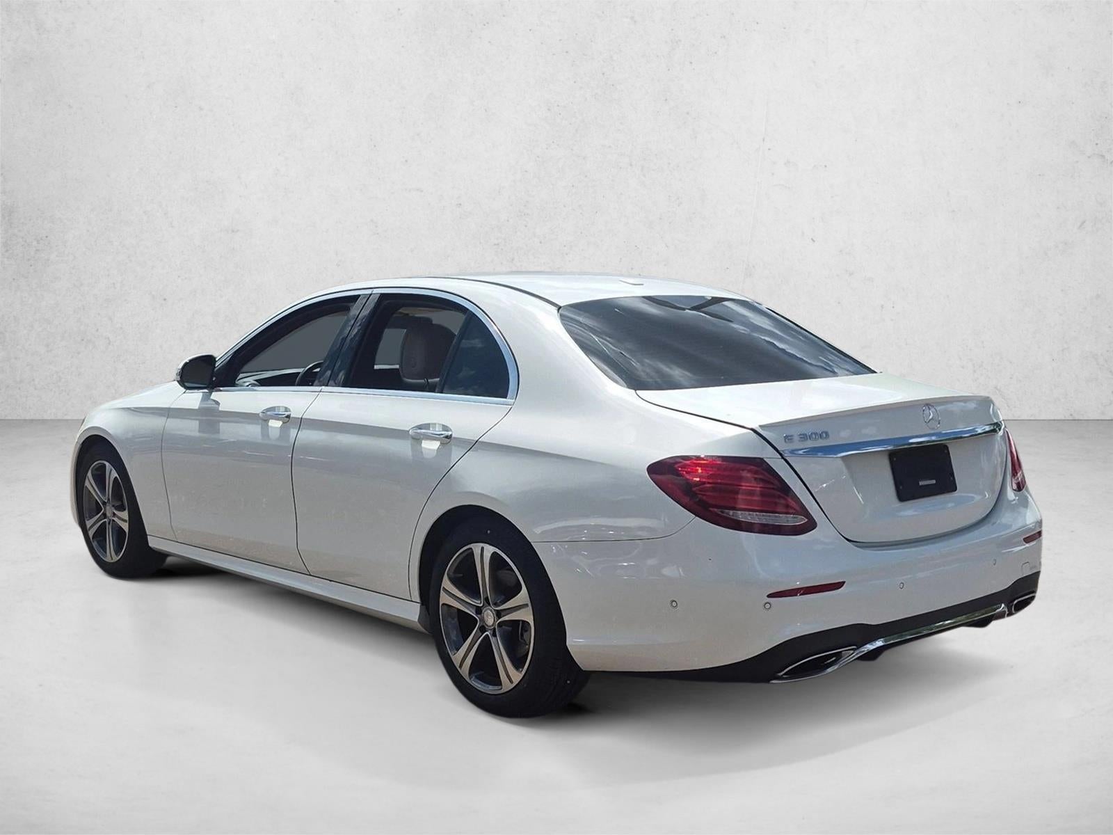 2017 Mercedes-Benz E-Class E 300 Luxury RWD Sedan