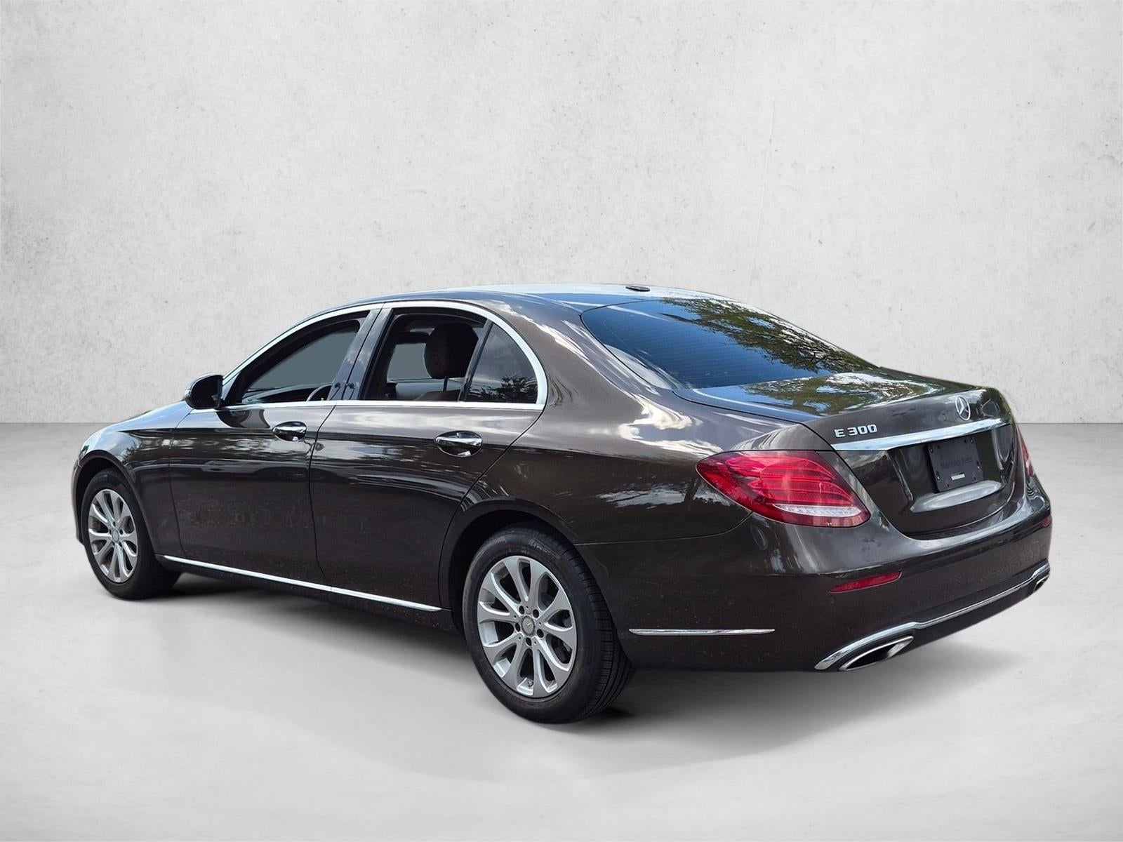 2017 Mercedes-Benz E-Class E 300 Luxury RWD Sedan