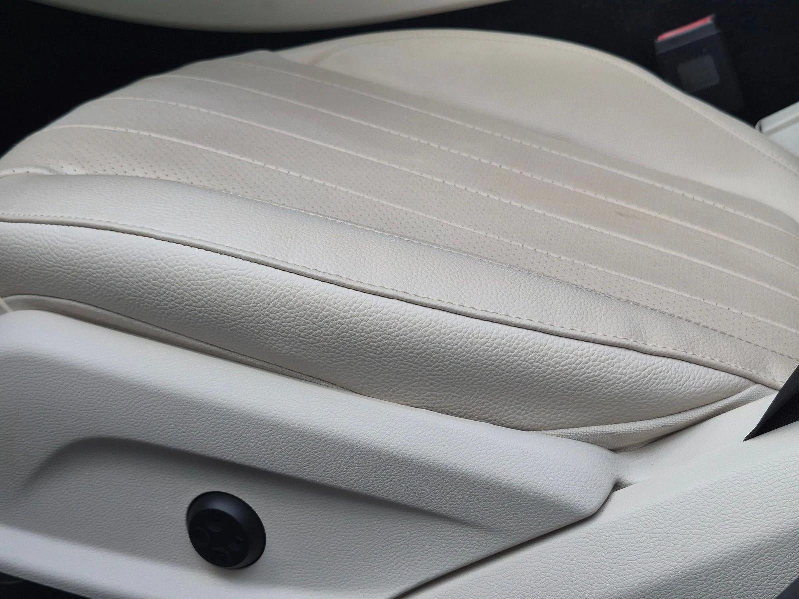2017 Mercedes-Benz E-Class E 300 Luxury RWD Sedan