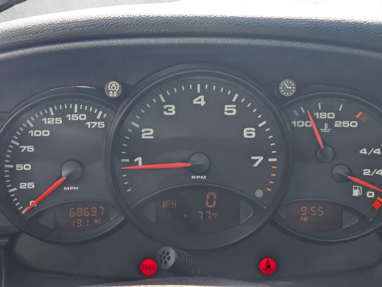 1999 Porsche 911 Carrera Base