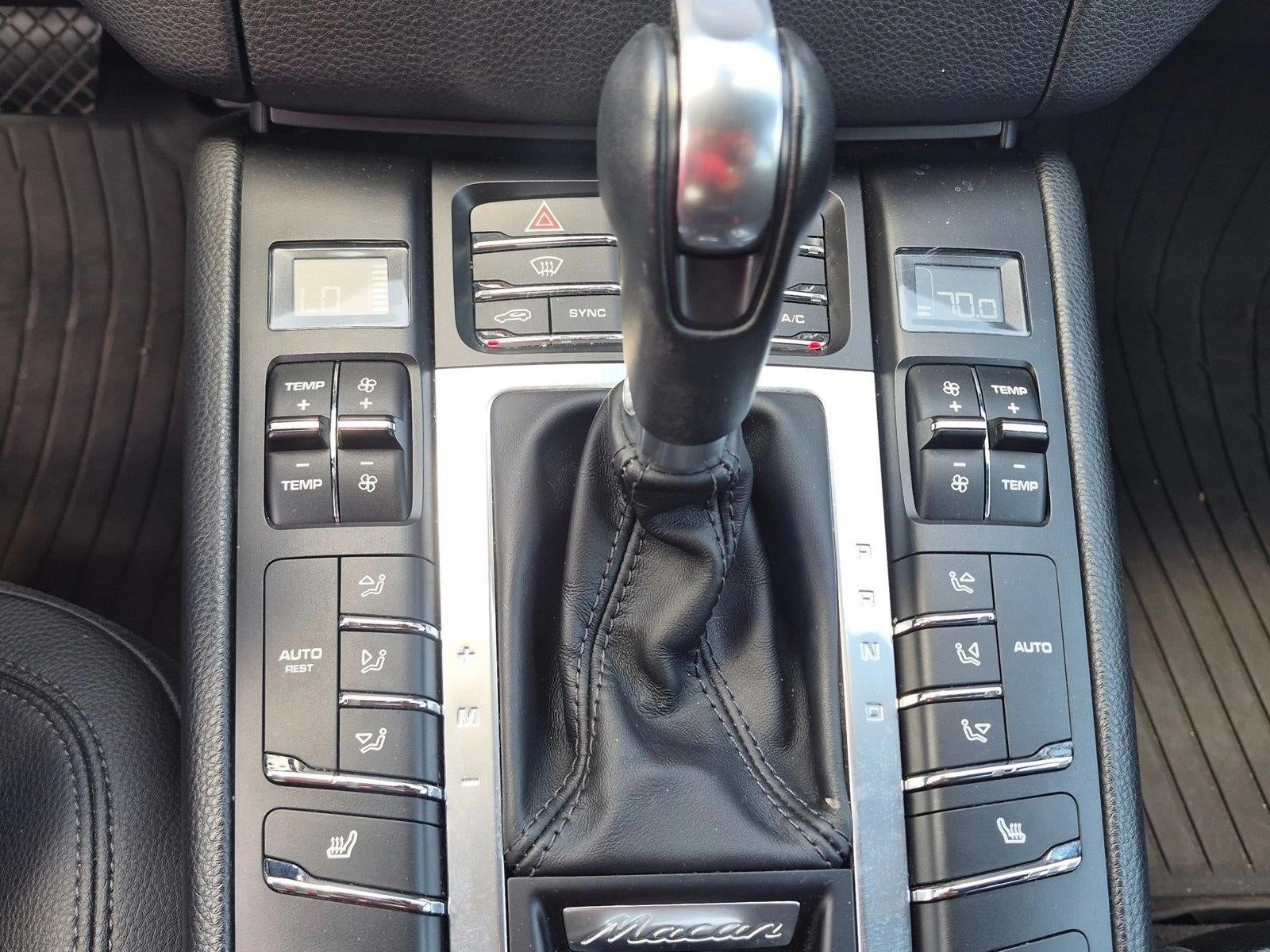 2018 Porsche Macan AWD